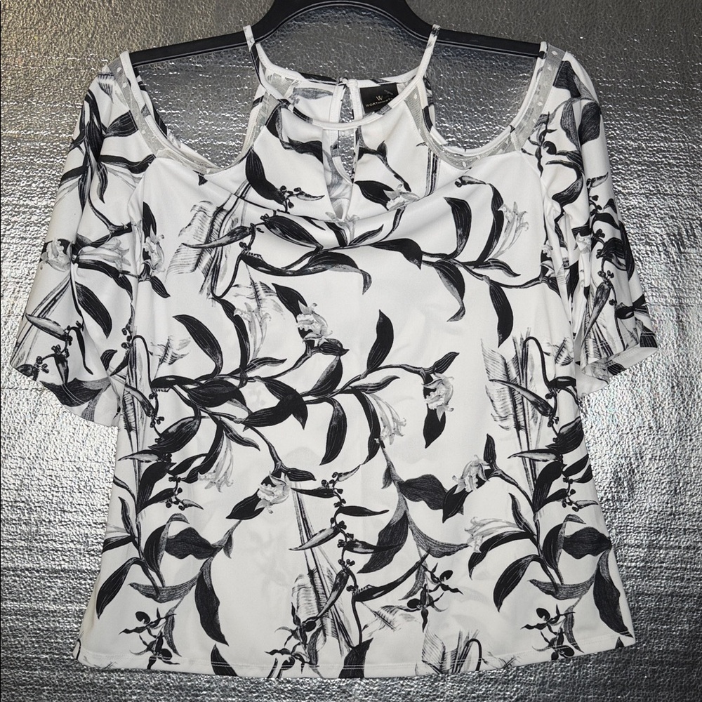 Worthington Black and White Floral Blouse